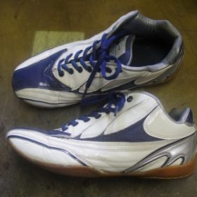 スポーツシューズ　ソール交換例